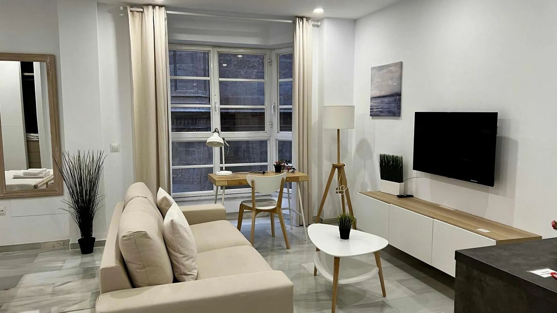 Catedral Suite B Centro Historico Malaga Apartment